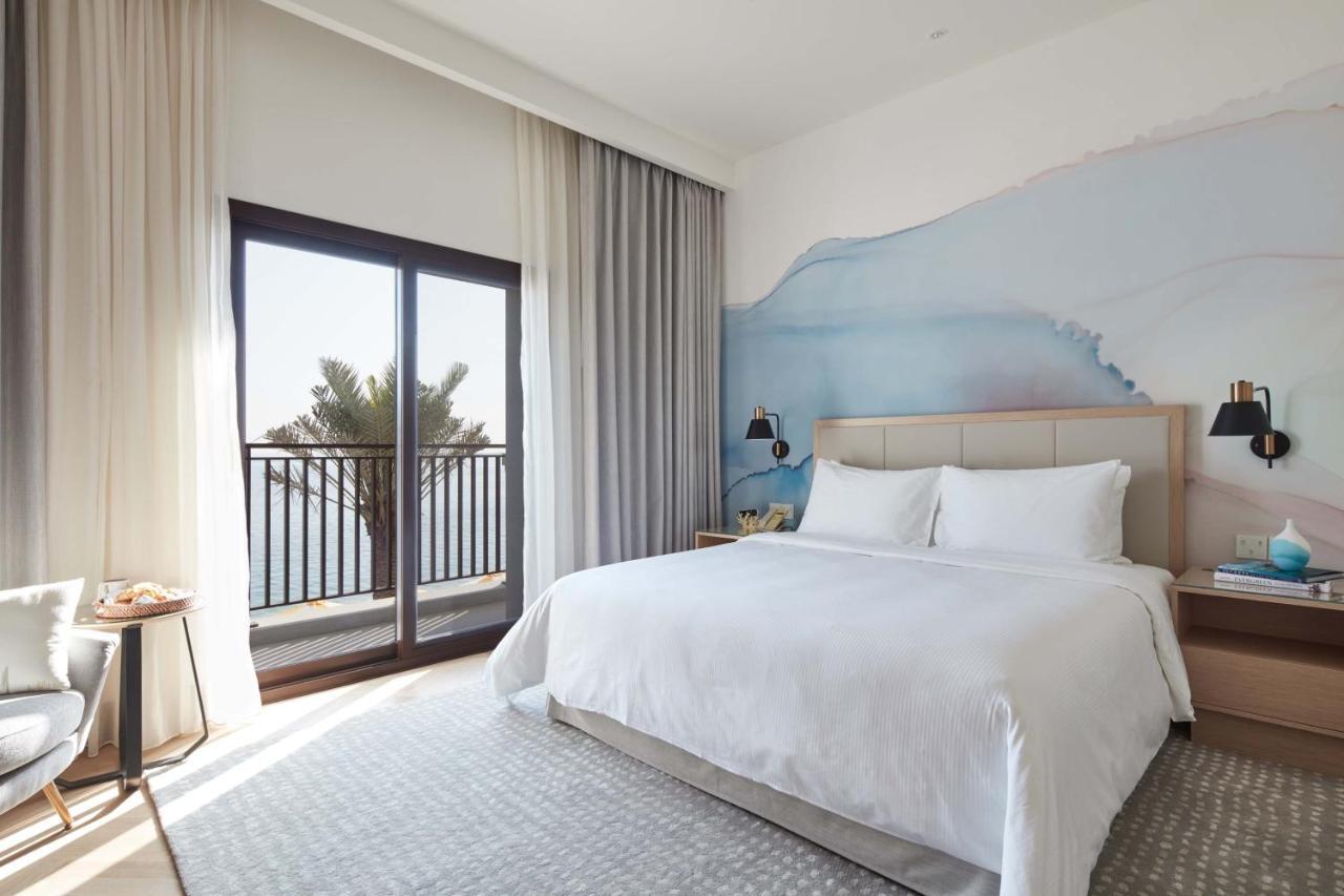 Vida Beach Resort Umm Al Quwain Umm al-Quwain Exterior foto A bedroom at the hotel